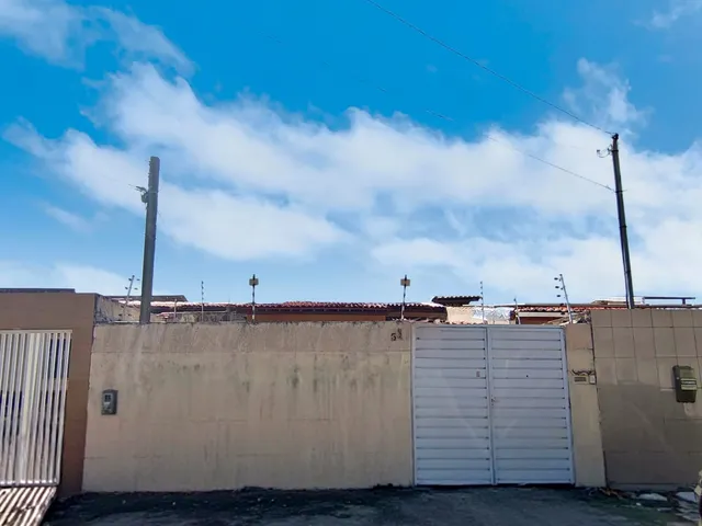 Casa 3 quartos e 3 banheiros, à venda, no bairro Jabotiana em Aracaju