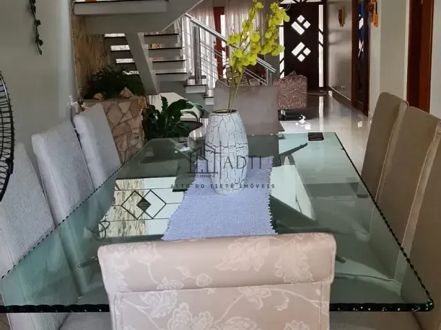 Casa 4 quartos e 5 banheiros, à venda, no bairro Parque Residencial Itapeti em Mogi das Cruzes