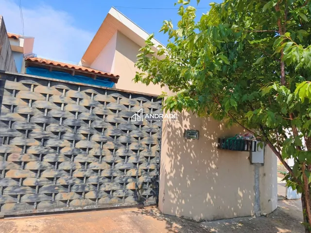 Casa com 147m² 2 quartos e 1 banheiro, à venda, no bairro Residencial Interlagos em Apucarana