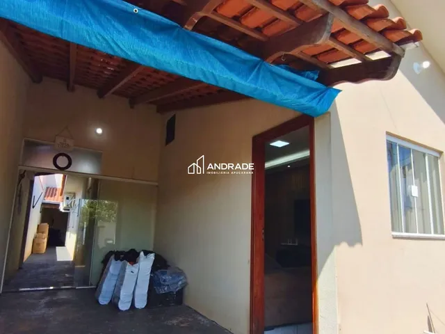 Casa com 147m² 2 quartos e 1 banheiro, à venda, no bairro Residencial Interlagos em Apucarana