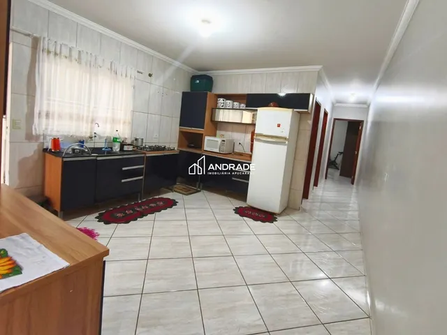 Casa com 147m² 2 quartos e 1 banheiro, à venda, no bairro Residencial Interlagos em Apucarana