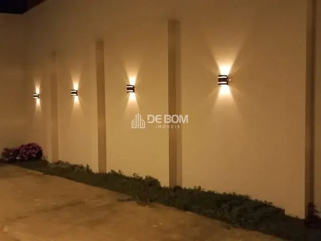 Casa com 251m² 2 quartos e 2 banheiros, à venda, no bairro Jardins de Florença em Poços de Caldas