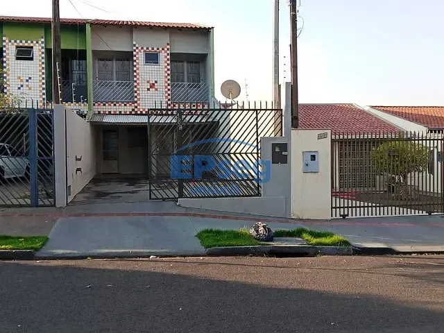 Casa 3 quartos e 3 banheiros, para alugar, no bairro Alto da Boa Vista em Londrina