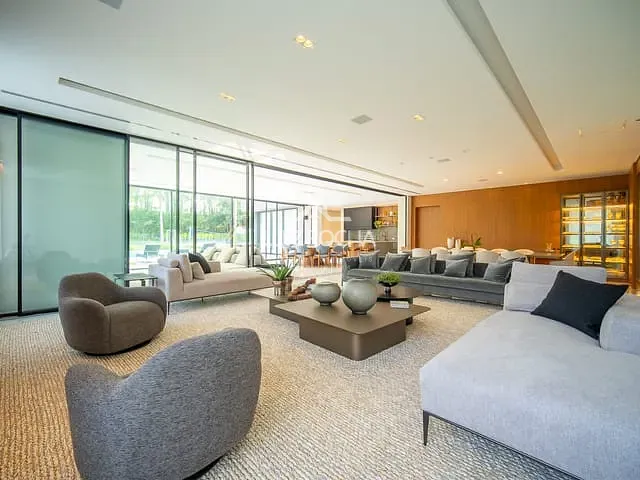 Casa com 2500m² 5 quartos e 8 banheiros, à venda, no bairro Jardim Torino em Cotia