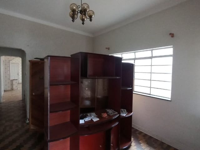 Casa com 546m² 3 quartos e 2 banheiros, à venda, no bairro Centro em Tatuí