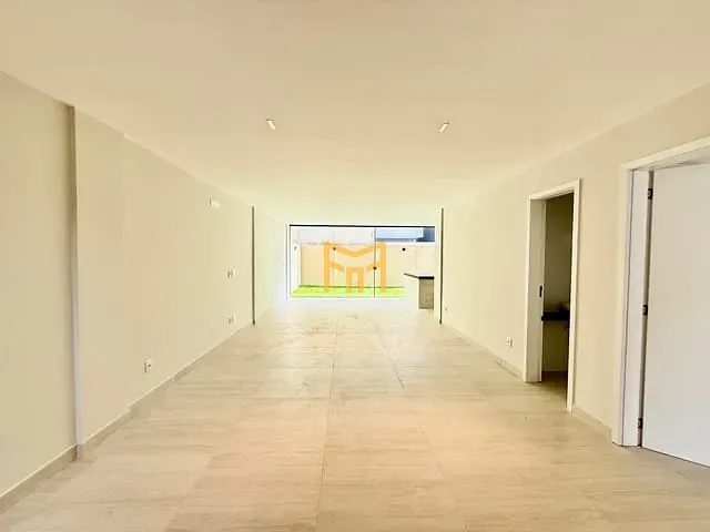 Casa com 320m² 5 quartos e 6 banheiros, à venda, no bairro Mangueirão em Belém