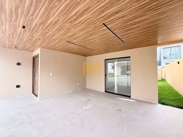 Casa com 320m² 5 quartos e 6 banheiros, à venda, no bairro Mangueirão em Belém