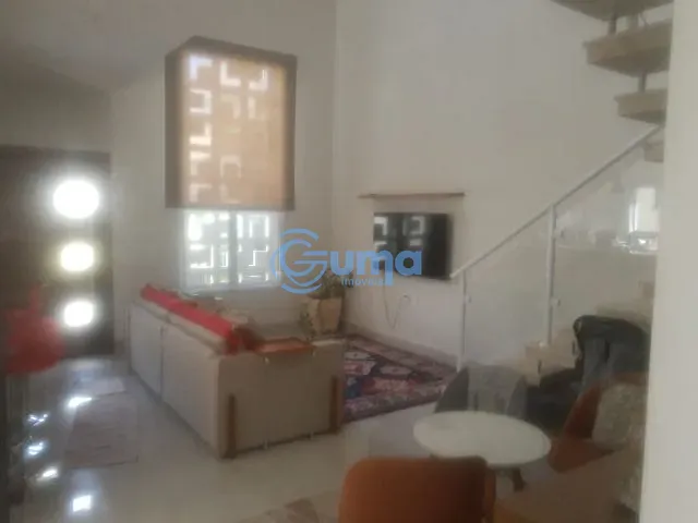 Casa com 300m² 5 quartos e 6 banheiros, à venda, no bairro Condomínio Portal da Serra em Bragança Paulista