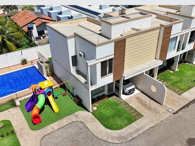 Casa 3 quartos e 2 banheiros, à venda, no bairro Centro em Nova Mutum