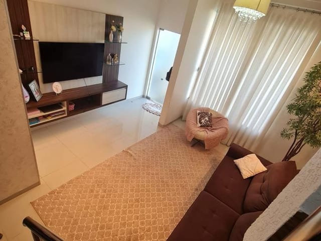 Casa 3 quartos e 2 banheiros, à venda, no bairro Centro em Nova Mutum