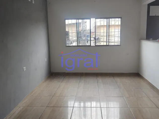 Casa com 298m² 5 quartos e 2 banheiros, à venda, no bairro Cidade Domitila em São Paulo