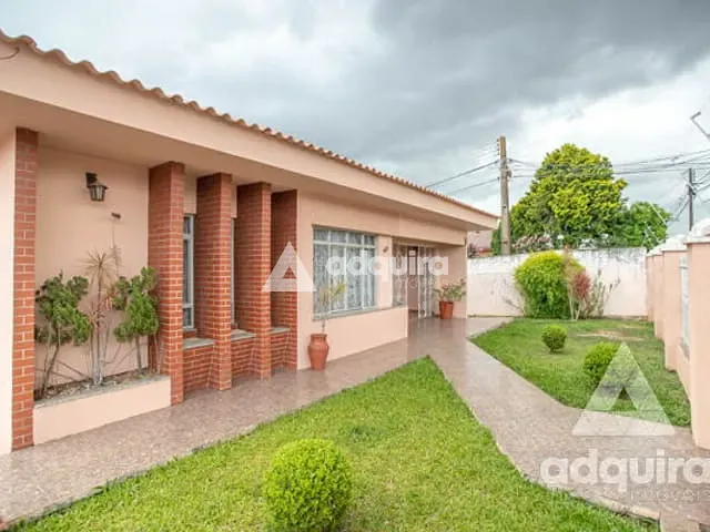 Casa com 627m² 3 quartos e 2 banheiros, à venda, no bairro Contorno em Ponta Grossa