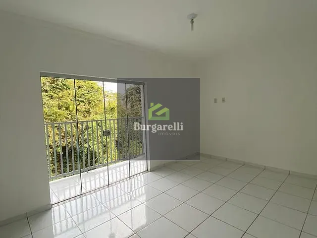 Casa 3 quartos e 1 banheiro, para alugar, no bairro Morada do Sol em Lavras