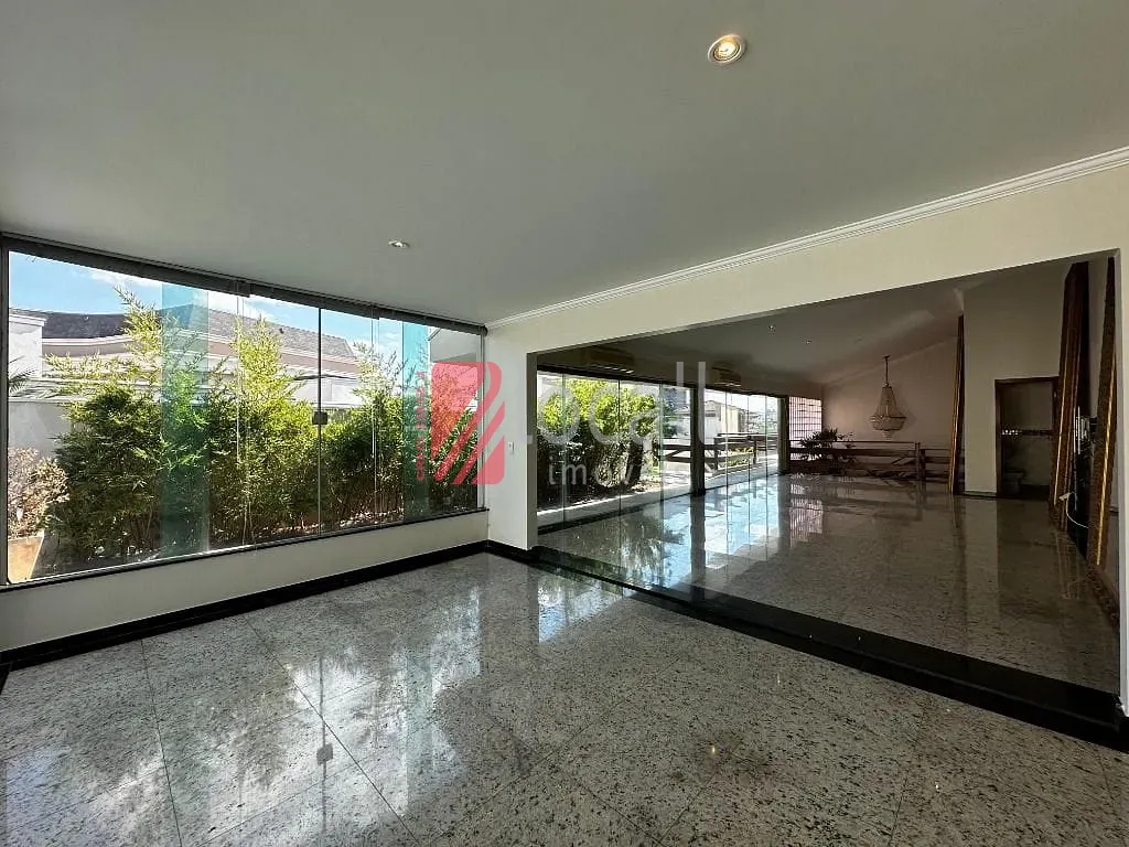 Casa com 4 quartos para aluguel, 415m² — foto 2 de 46