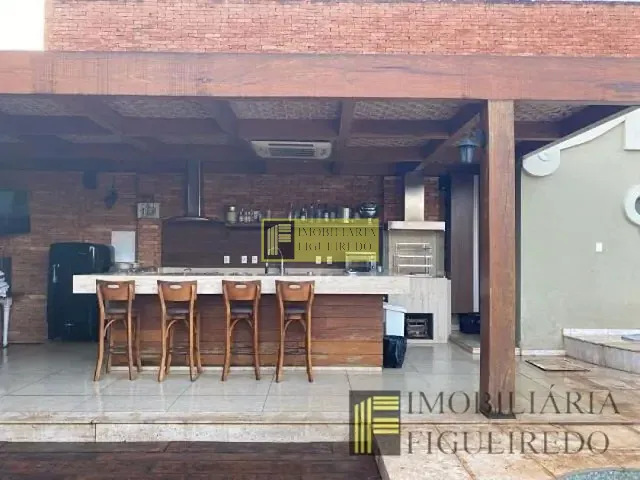 Casa com 640m² 4 quartos e 1 banheiro, para alugar, no bairro Vila Redentora em São José do Rio Preto