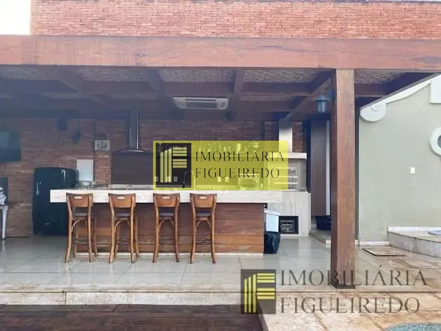 Casa com 640m² 4 quartos e 1 banheiro, para alugar, no bairro Vila Redentora em São José do Rio Preto