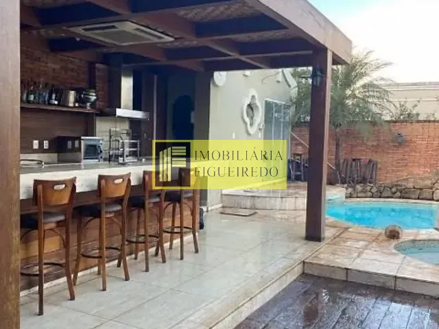 Casa com 640m² 4 quartos e 1 banheiro, para alugar, no bairro Vila Redentora em São José do Rio Preto