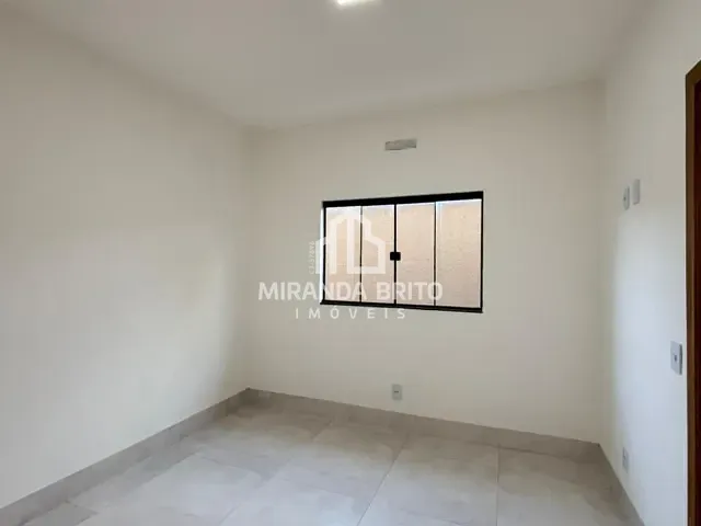 Casa 3 quartos e 2 banheiros, à venda, no bairro Setor Central em Goiânia