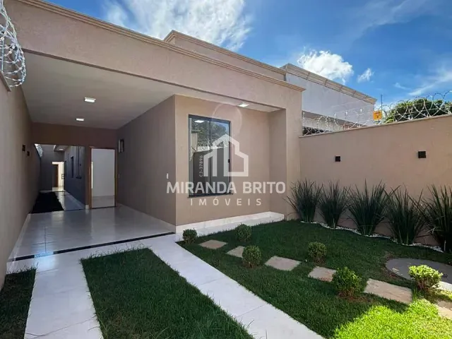 Casa 3 quartos e 2 banheiros, à venda, no bairro Setor Central em Goiânia