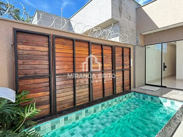 Casa 3 quartos e 2 banheiros, à venda, no bairro Setor Central em Goiânia