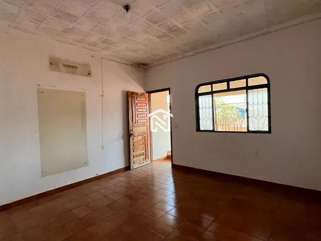 Casa com 420m² 5 quartos e 2 banheiros, para alugar, no bairro Bela Vista em Paraíso do Tocantins