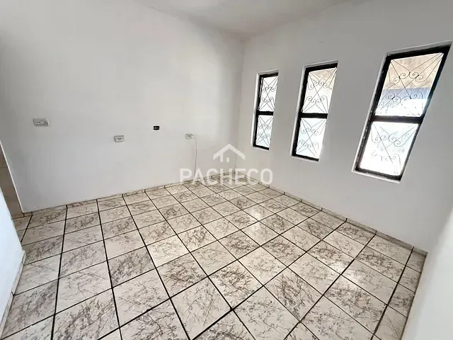 Casa 2 quartos e 1 banheiro, para alugar, no bairro Planalto do Sol em Santa Bárbara D'Oeste