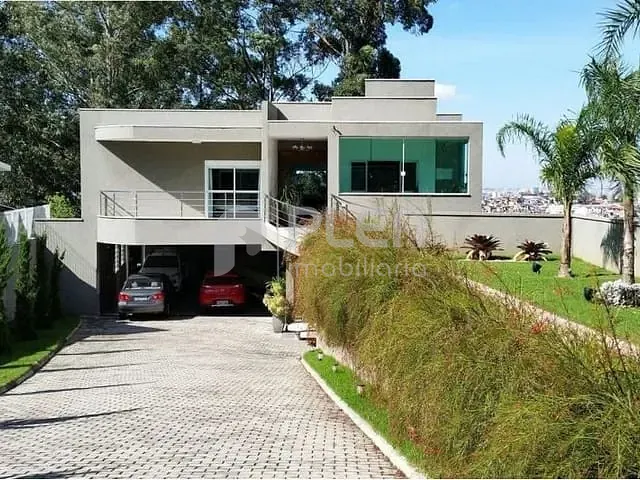 Casa com 929m² 6 quartos e 7 banheiros, à venda, no bairro Jardim Ibiratiba em São Paulo