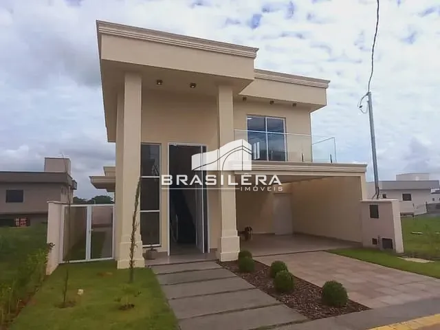 Casa com 290m² 5 quartos e 4 banheiros, à venda, no bairro Jardins Capri em Senador Canedo