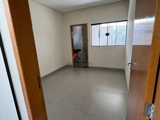 Casa com 126m² 2 quartos e 2 banheiros, à venda, no bairro Jardim Paraná em Arapongas