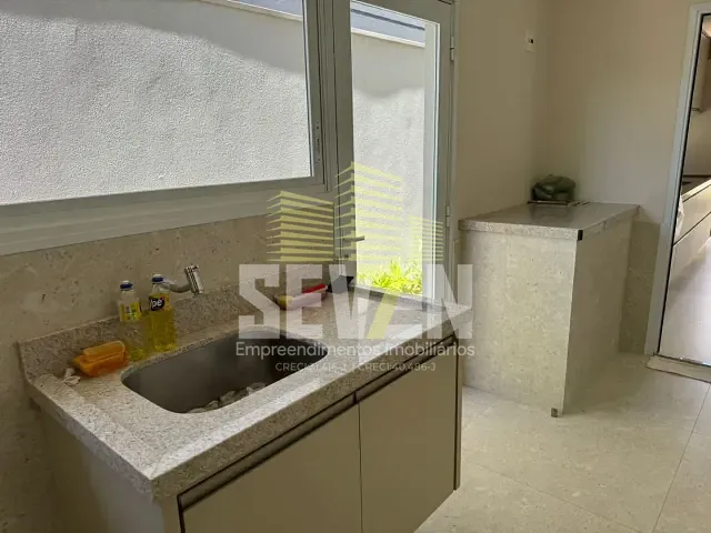 Casa com 360m² 3 quartos e 4 banheiros, à venda, no bairro Vila Aviação em Bauru