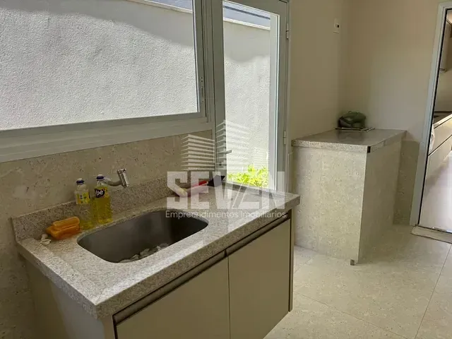 Casa com 360m² 3 quartos e 4 banheiros, à venda, no bairro Vila Aviação em Bauru