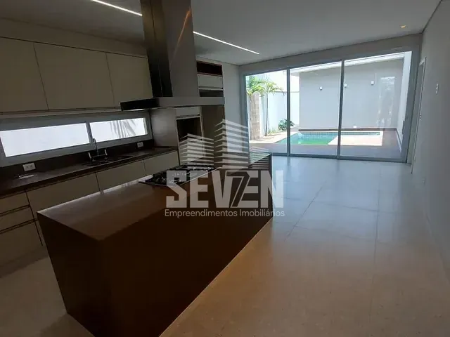 Casa com 360m² 3 quartos e 4 banheiros, à venda, no bairro Vila Aviação em Bauru