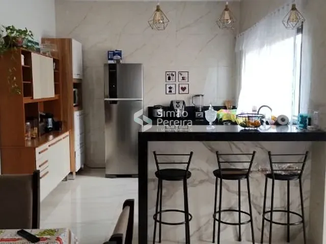 Casa com 1400m² 3 quartos e 2 banheiros, à venda, no bairro Vila Paraíso em Três Rios