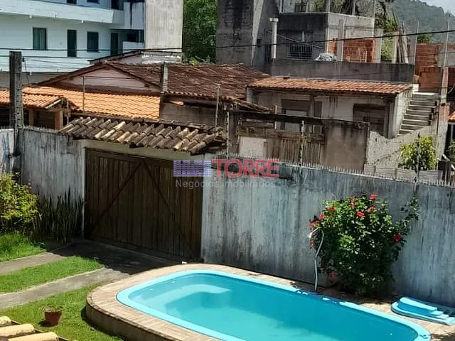 Casa 3 quartos e 2 banheiros, à venda, no bairro Aritaguá em Ilhéus