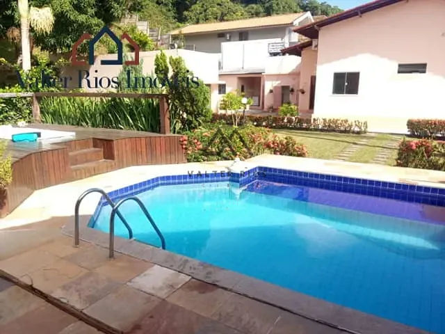 Casa com 2600m² 4 quartos e 5 banheiros, à venda ou para alugar, no bairro Malhado em Ilhéus