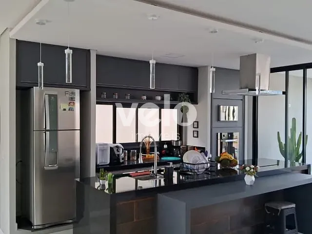 Casa com 360m² 4 quartos e 4 banheiros, à venda, no bairro Estiva em Pindamonhangaba