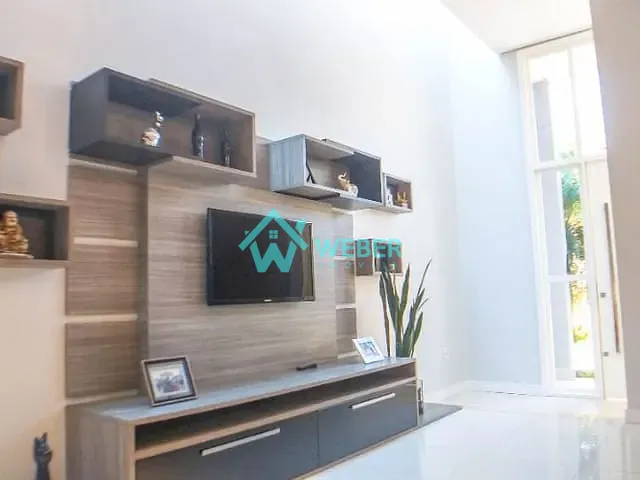 Casa com 300m² 3 quartos e 3 banheiros, à venda, no bairro Primavera em Novo Hamburgo