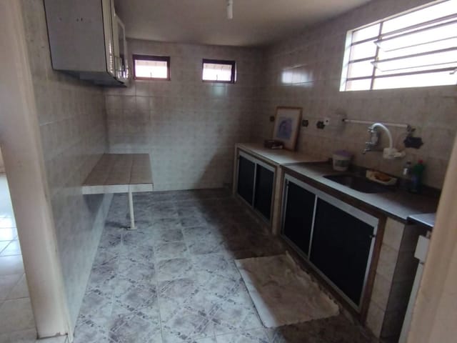 Casa com 324m², à venda, no bairro Cambui em Cambuí