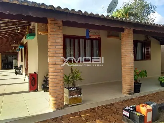 Casa com 1000m² 3 quartos e 3 banheiros, à venda, no bairro Bom Retiro em Jarinu