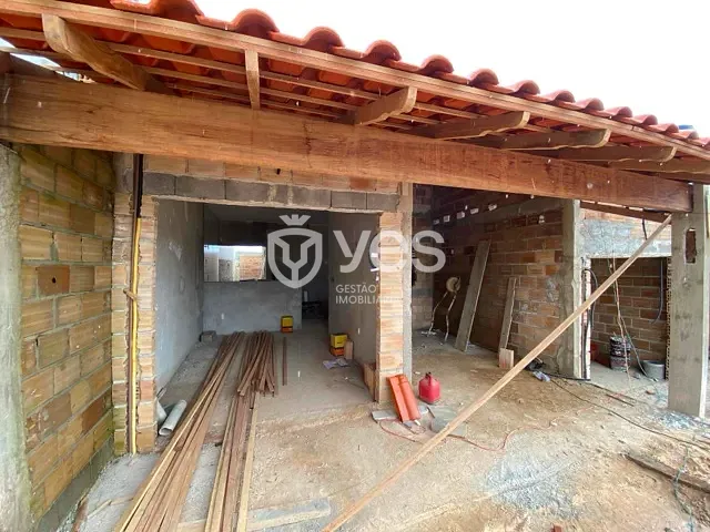 Casa com 110m² 2 quartos e 1 banheiro, à venda, no bairro Loteamento Residencial Dona Adélia II em Araxá
