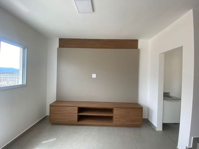 Casa com 68m², à venda, no bairro Jardim Bandeirantes em Poços de Caldas