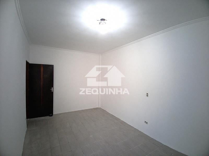 Casa, 2 quartos, 285 m² - Foto 15