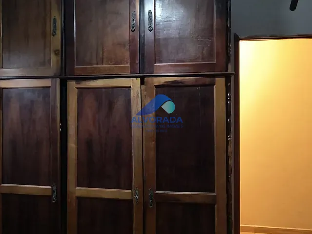 Casa com 180m² 3 quartos e 1 banheiro, à venda, no bairro Jardim Anhembi em São José dos Campos
