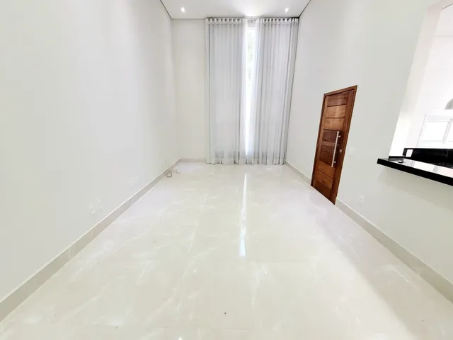 Casa com 200m² 3 quartos e 2 banheiros, à venda, no bairro Jardim Bréscia em Indaiatuba