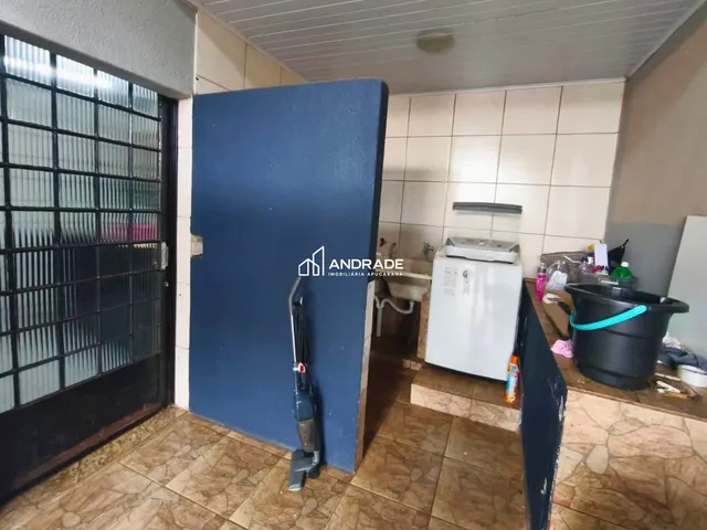 Casa com 420m² 2 quartos e 2 banheiros, à venda, no bairro Vila Santa Terezinha em Apucarana