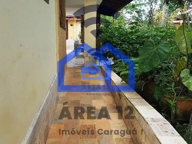 Casa com 1650m² 3 quartos e 3 banheiros, à venda, no bairro Massaguaçu em Caraguatatuba