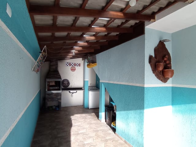 Casa com 100m² 3 quartos e 2 banheiros, à venda, no bairro Nova Rússia em Ponta Grossa