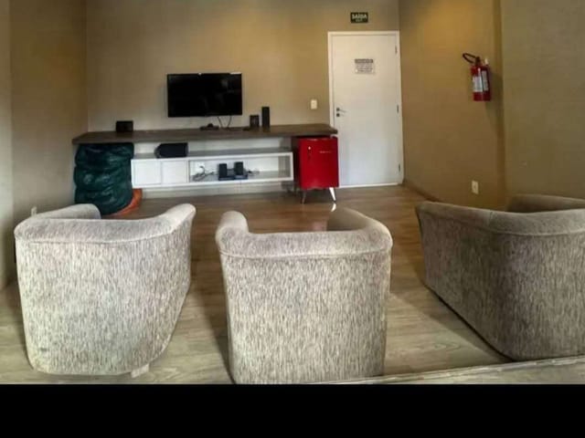 Casa 3 quartos e 2 banheiros, à venda, no bairro Alto Ipiranga em Mogi das Cruzes