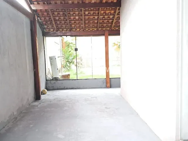 Casa com 250m² 2 quartos e 2 banheiros, à venda, no bairro Jardim Campos Elísios em Poços de Caldas
