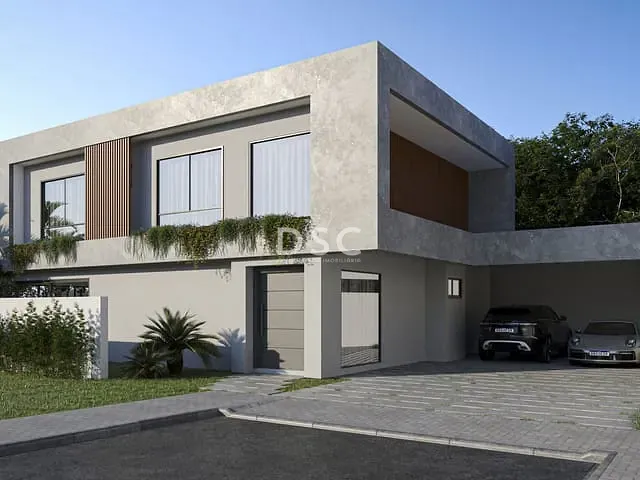 Casa com 300m² 4 quartos e 1 banheiro, à venda, no bairro Cascatinha em Curitiba
